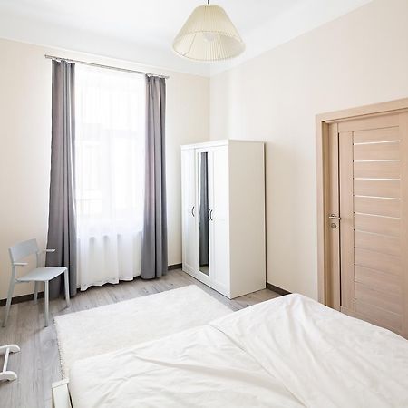 #1 Apartment Lviv Ngoại thất bức ảnh