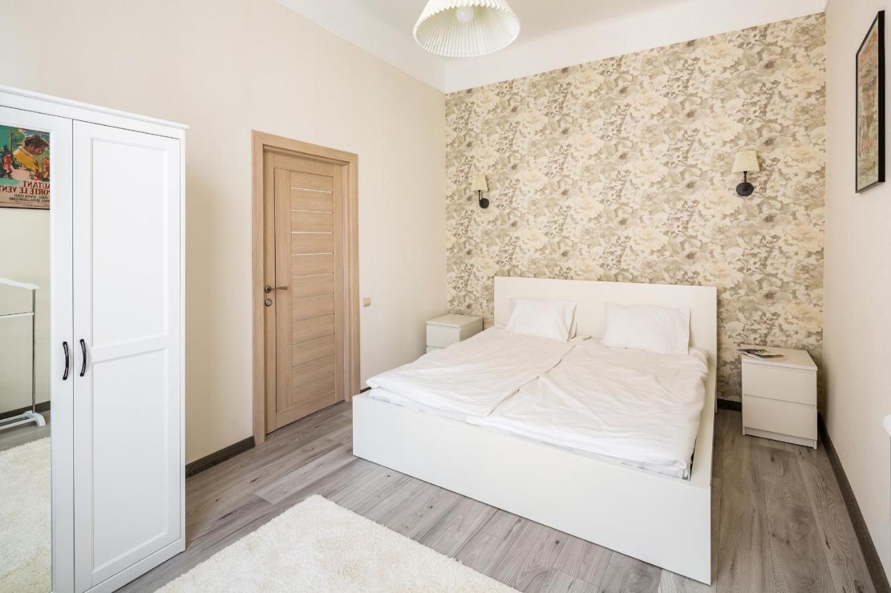 #1 Apartment Lviv Ngoại thất bức ảnh