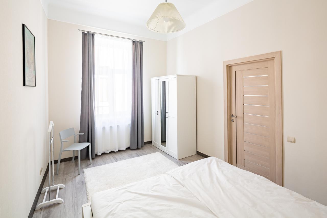 #1 Apartment Lviv Ngoại thất bức ảnh